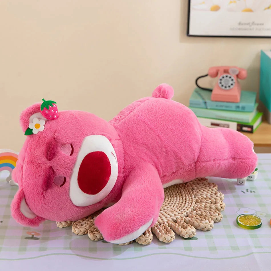 Peluche Disney Officielle Lotso – Ours Fraise de Toy Story (Coussin Canapé Ultra-Doux, Certifié CE)